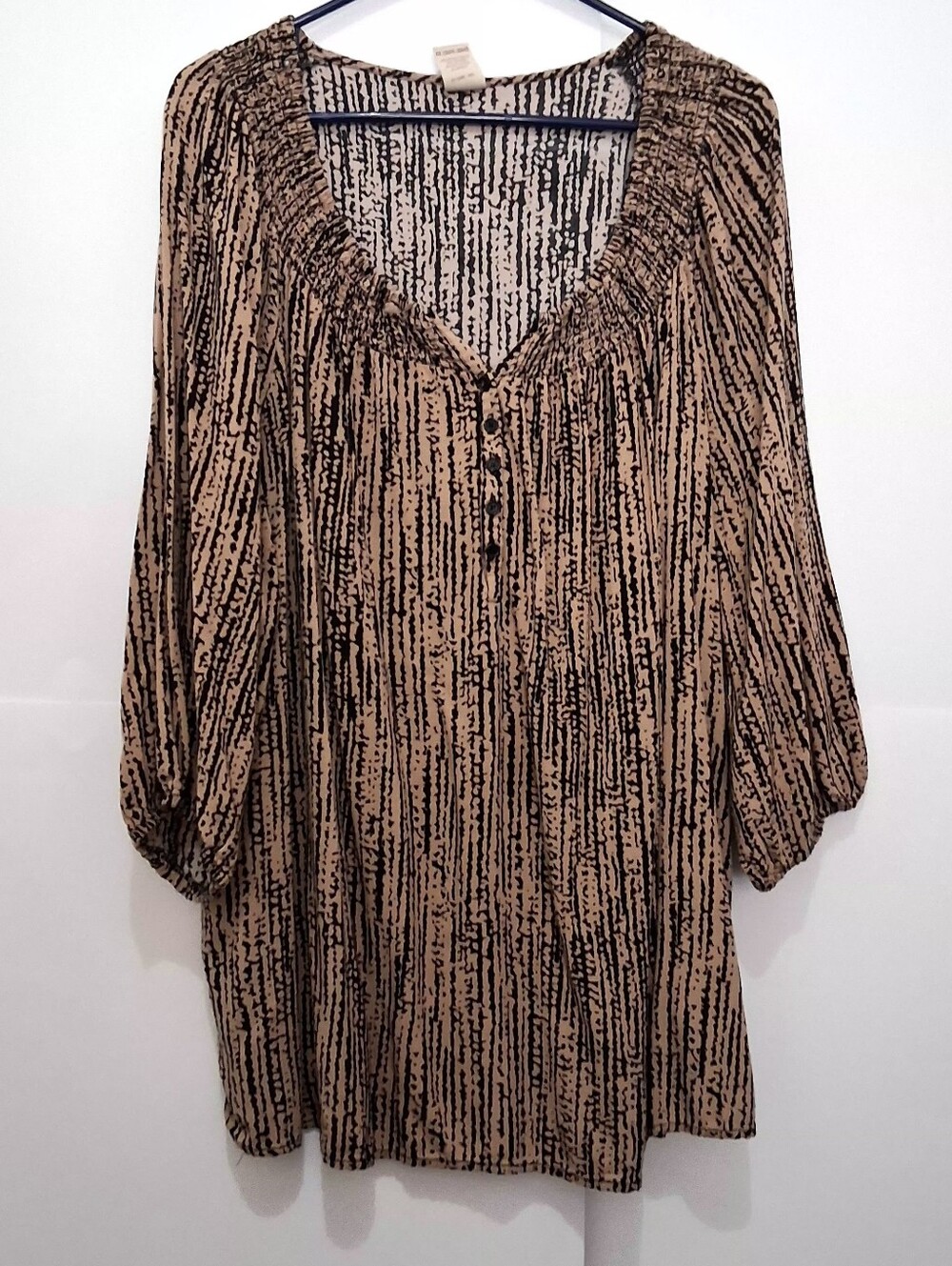 FADED GLORY Tan and Black Striped Print Peasant Blouse Size 4X 26/28W